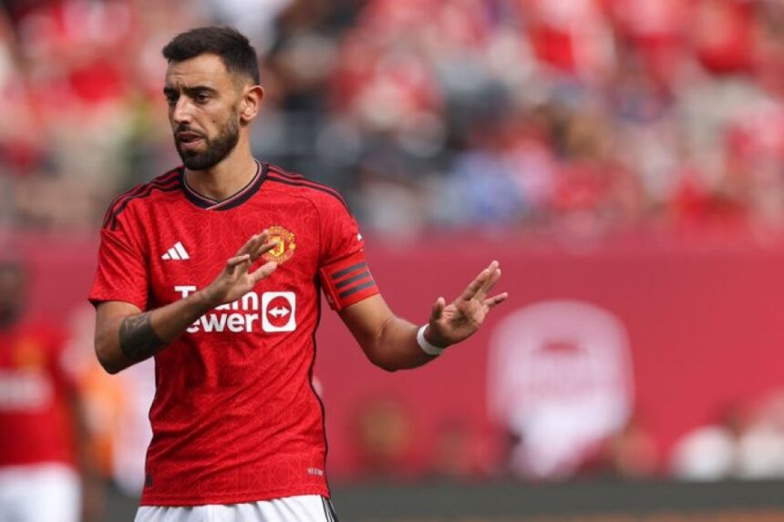 Fernandes Clarifies Decision to Let Rashford Take Penalty Against Everton