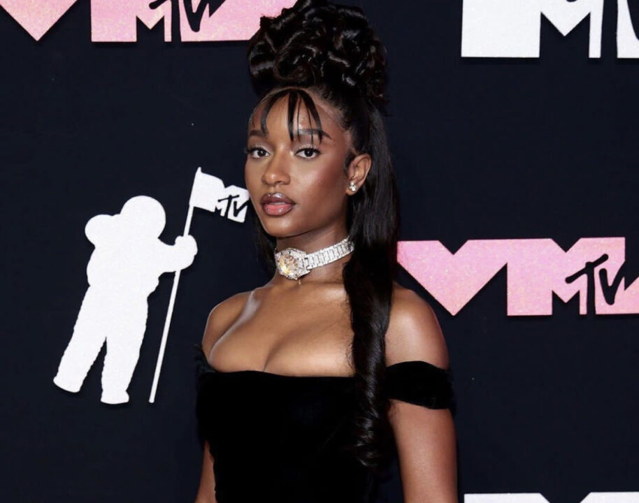 Ayra Starr Responds To Online Critics Of Her Stage Attire With A Bold Comeback